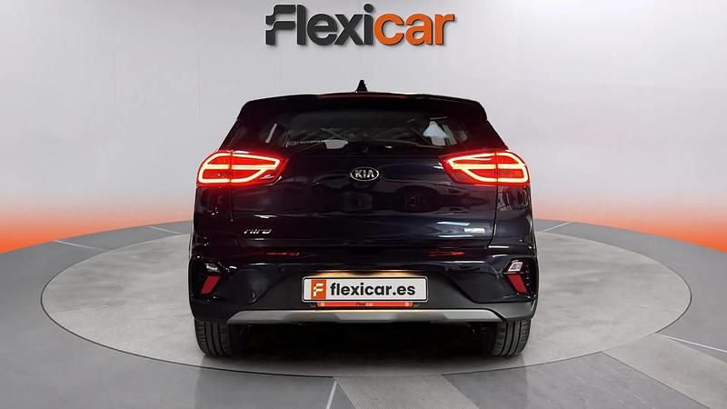 Usado Kia Niro 141 HP (103 kW) 2020 Azul SUV