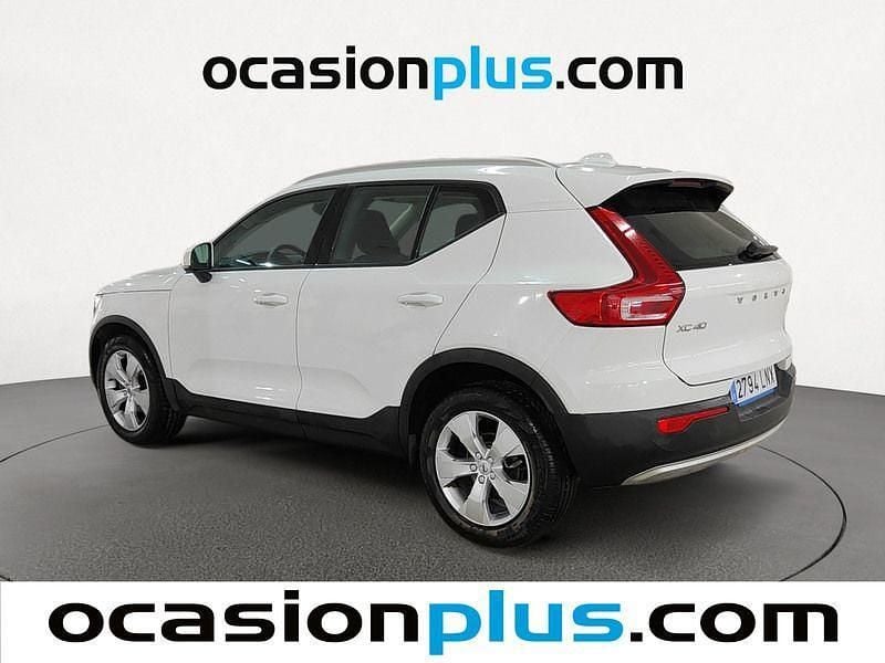 Usado Volvo XC40 Momentum 163 CV (119 kW) 2021 Blanco SUV