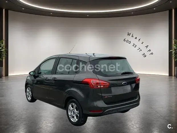 Usado Ford B-MAX Trend 75 CV (55 kW) 2017 Gris / plata Monovolumen