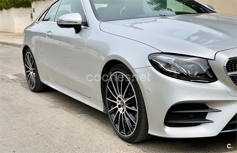Usado Mercedes E220 194 CV (142 kW) 2019 Gris / plata Coupe