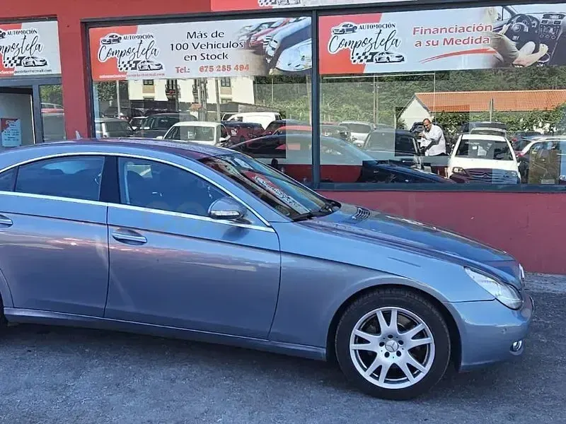 Usado Mercedes CLS350 292 CV (214 kW) 2006 Gris / plata Coupe
