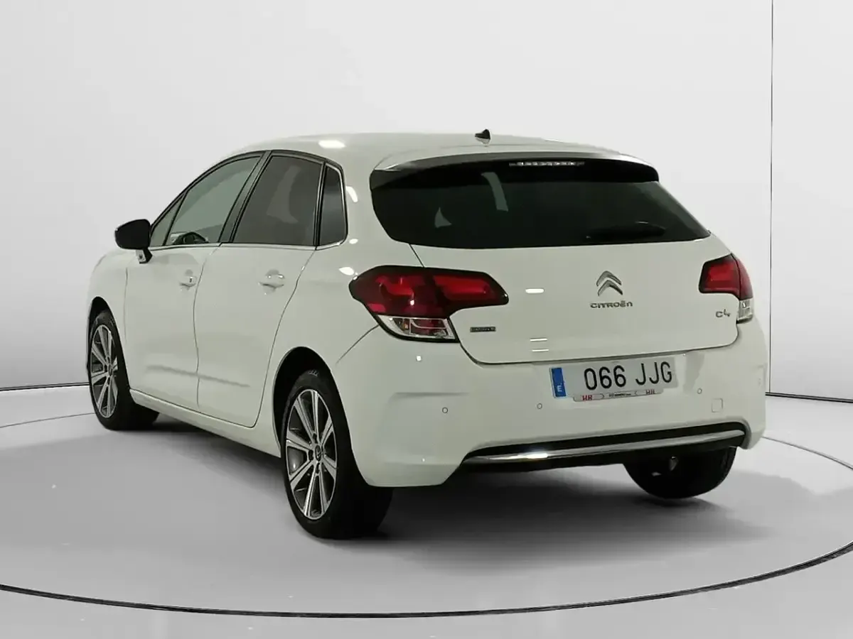 Usado Citroën C4 Feel 120 CV (88 kW) 2015 Blanco Berlina