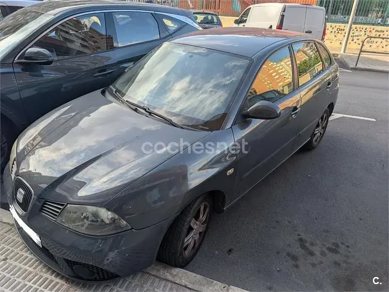 Usado Seat Ibiza Stylance 100 CV (73 kW) 2006 Negro Utilitario