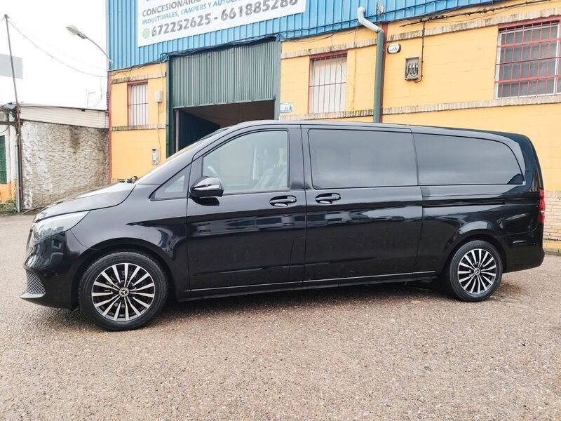 Usado Mercedes V220 Avantgarde 163 CV (119 kW) 2022 Negro Monovolumen