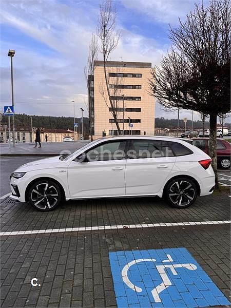 Usado Skoda Scala Monte Carlo 150 CV (110 kW) 2024 Blanco Utilitario