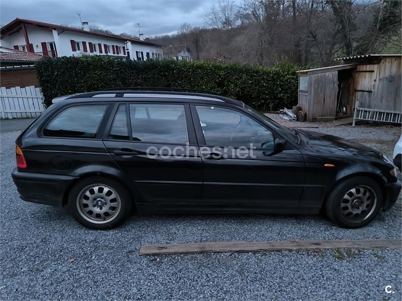 Usado BMW 320 150 CV (110 kW) 2004 Negro Familiar