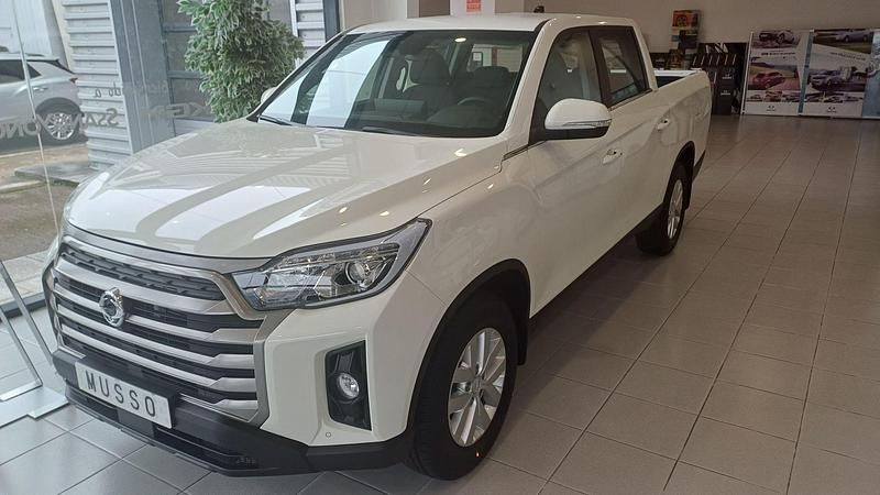 Nuevo Ssangyong (KGM) Musso 202 CV (148 kW) 2026 Blanco Pickup/Camioneta