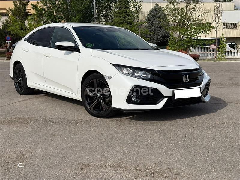 Usado Honda Civic Dynamic 129 CV (94 kW) 2019 Blanco Berlina