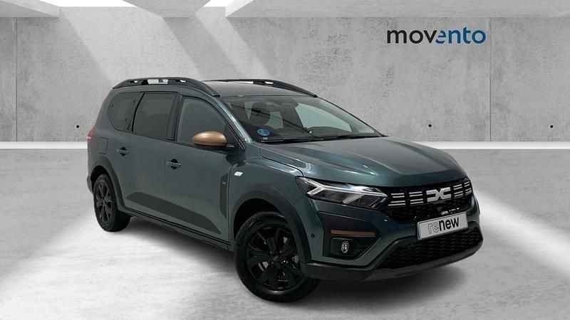 Verde Usado 2025 Dacia Jogger Extreme Monovolumen | 24.910 € (Precio justo) - Imagen 1/4