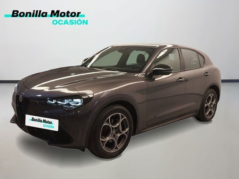 Gris Usado 2024 Alfa Romeo Stelvio Sprint SUV | 30.400 € (Precio justo) - Imagen 1/4