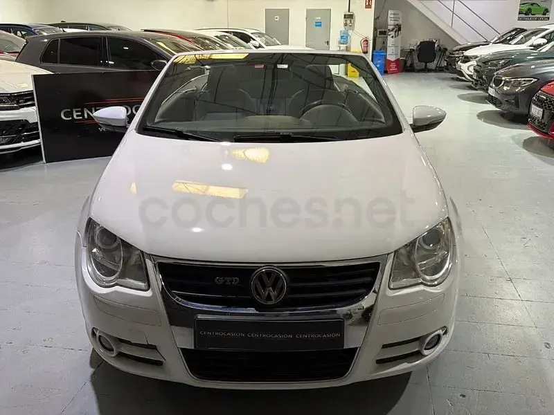 Usado VW Eos 140 CV (102 kW) 2010 Blanco Descapotable