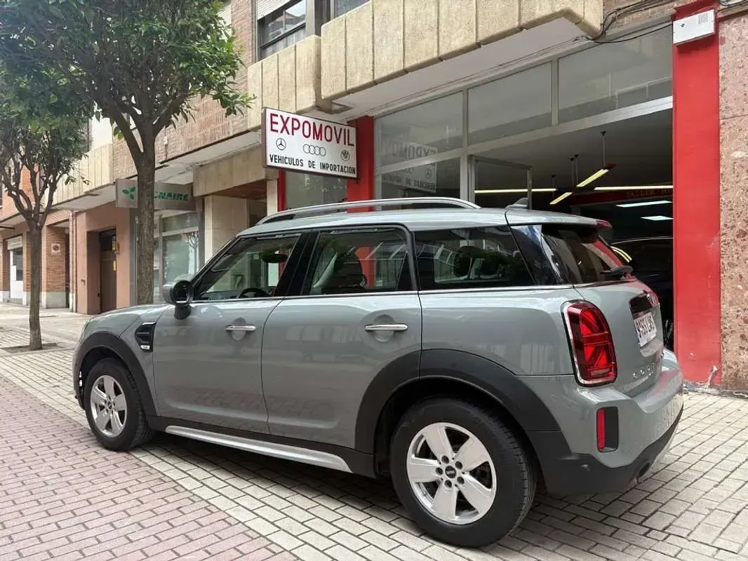 Usado Mini One D Countryman 116 CV (85 kW) 2021 Gris SUV