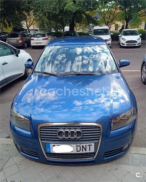 Azul Usado 2005 Audi A3 Sportback Ambition Berlina | 5400 € (Precio justo) - Imagen 1/4