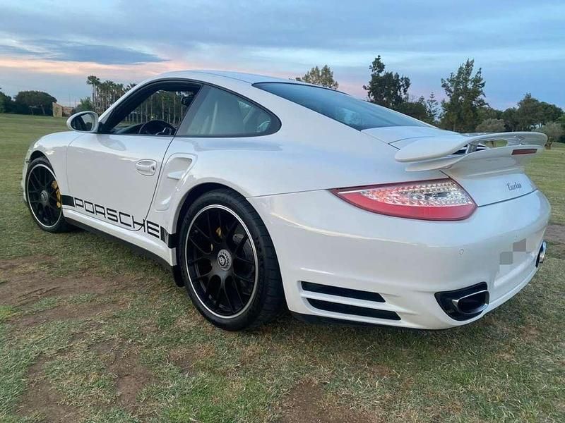 Usado Porsche 911 Turbo 500 CV (367 kW) 2011 Blanco Coupe