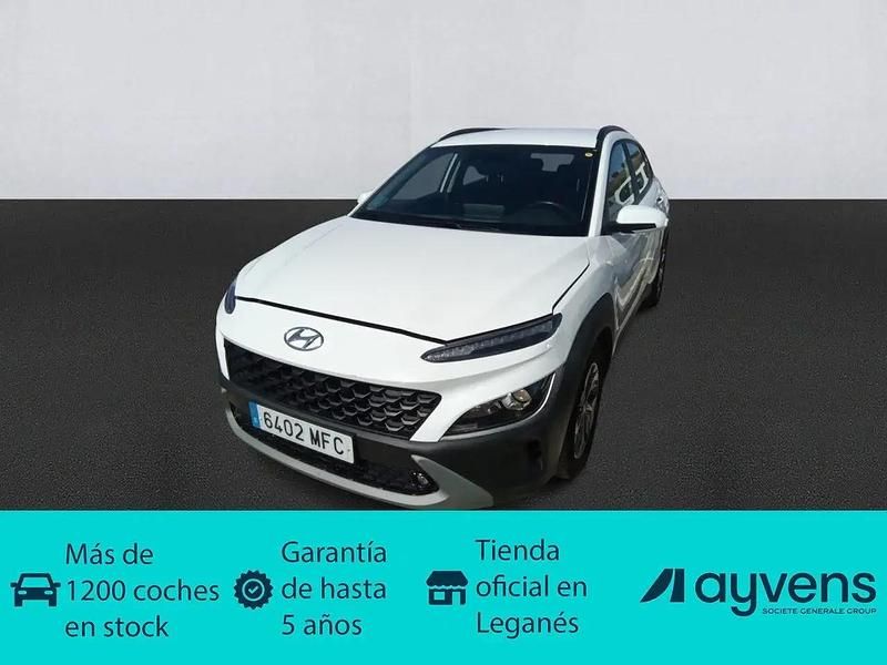 Usado Hyundai Kona 141 HP (103 kW) 2023 Branco SUV