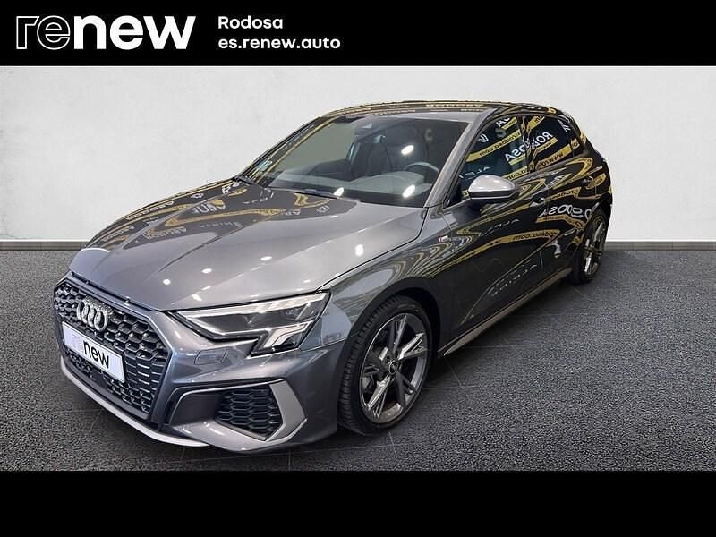 Daytona grey Usado 2022 Audi A3 Sportback Comfort Berlina | 25.950 € (Precio justo) - Imagen 1/4