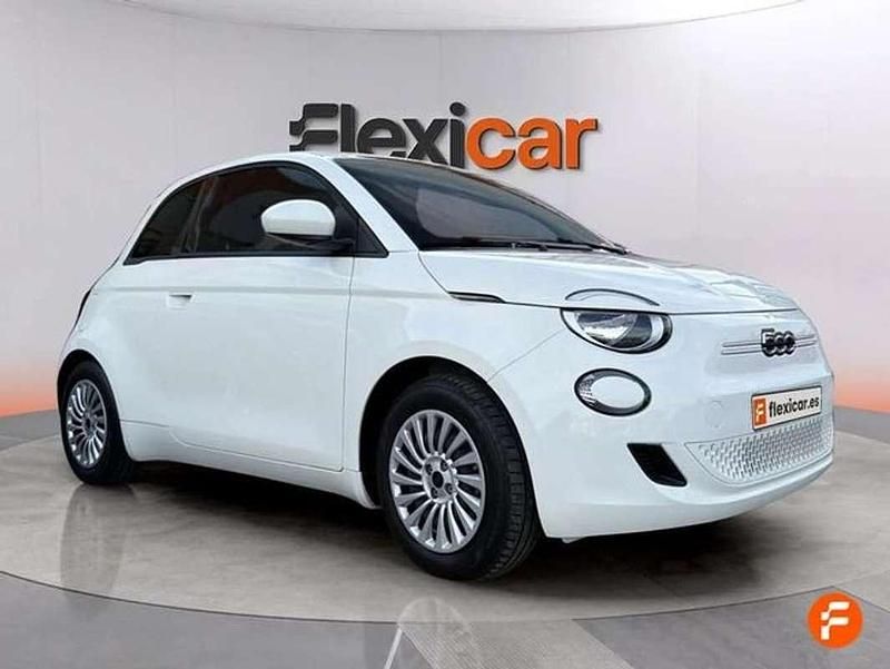 Usado Fiat 500e 86 kW (118 CV) 2023 Blanco Berlina