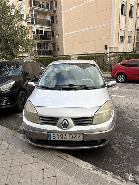 Usado Renault Scénic II Authentique 100 CV (73 kW) 2006 Gris / plata Monovolumen