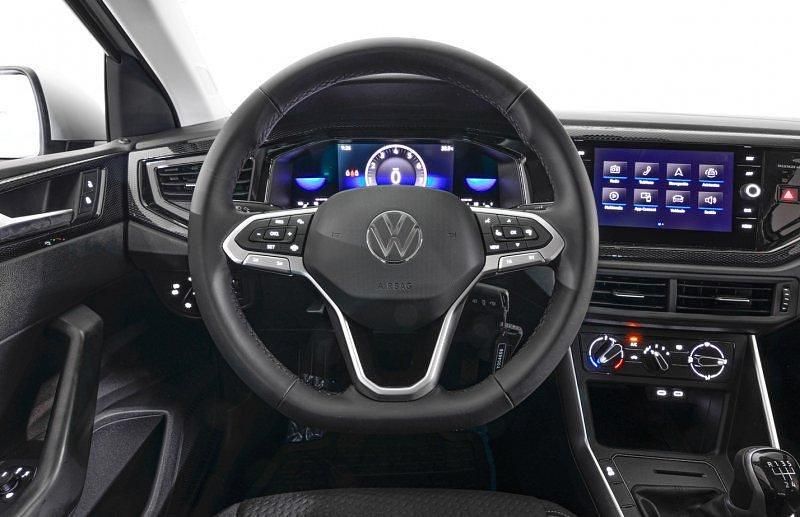 Usado VW Polo 95 CV (69 kW) 2023 Blanco puro Utilitario