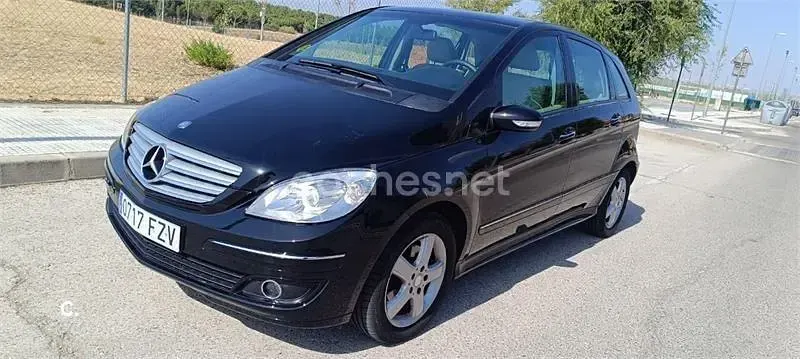 Usado Mercedes B180 Sport Edition 109 CV (80 kW) 2008 Negro Monovolumen