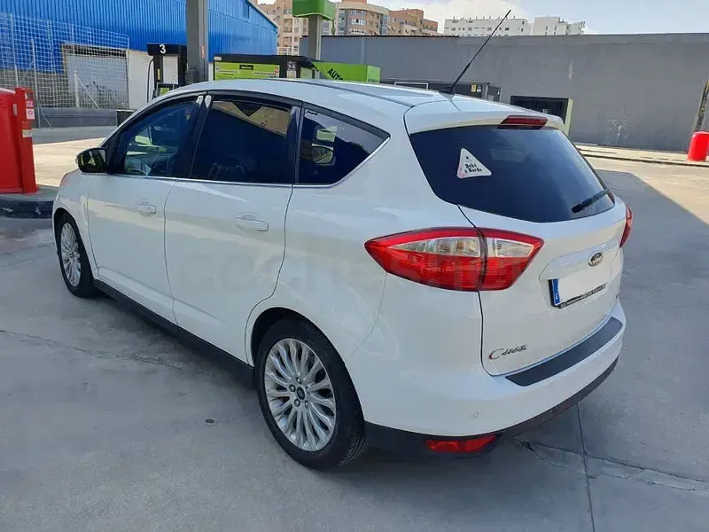 Usado Ford C-MAX Titanium 125 CV (91 kW) 2015 Blanco Monovolumen