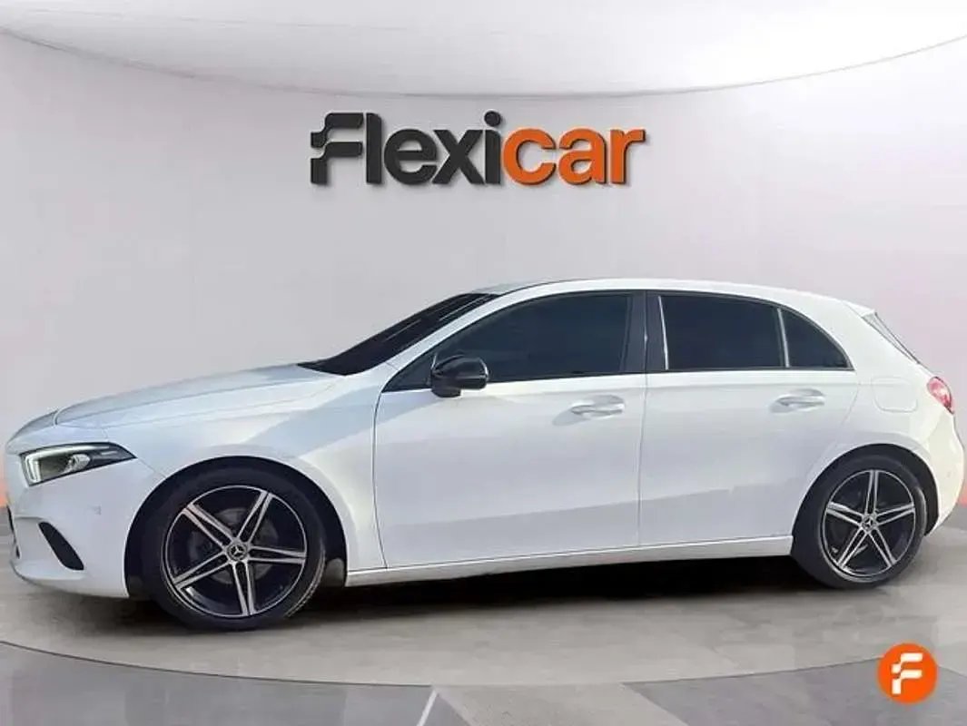 Usado Mercedes A180 109 CV (80 kW) 2019 Blanco Utilitario