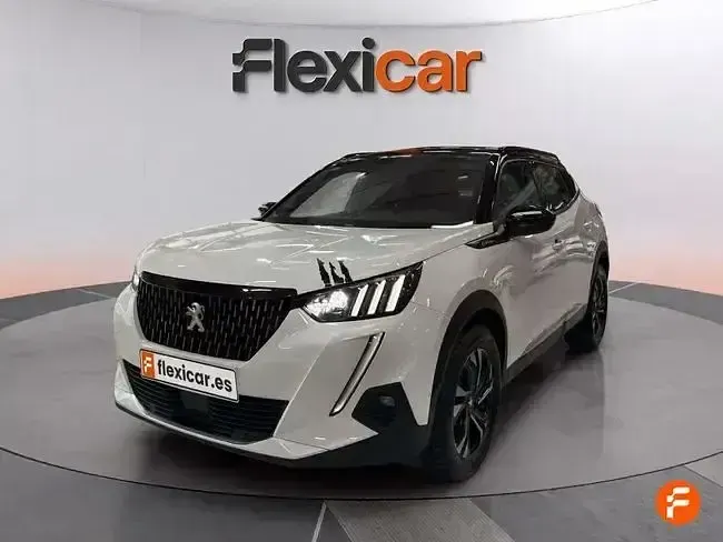 Usado Peugeot 2008 GT-line 130 CV (95 kW) 2020 Blanco SUV