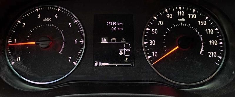 Usado Dacia Sandero Comfort 91 CV (66 kW) 2023 Azul Berlina