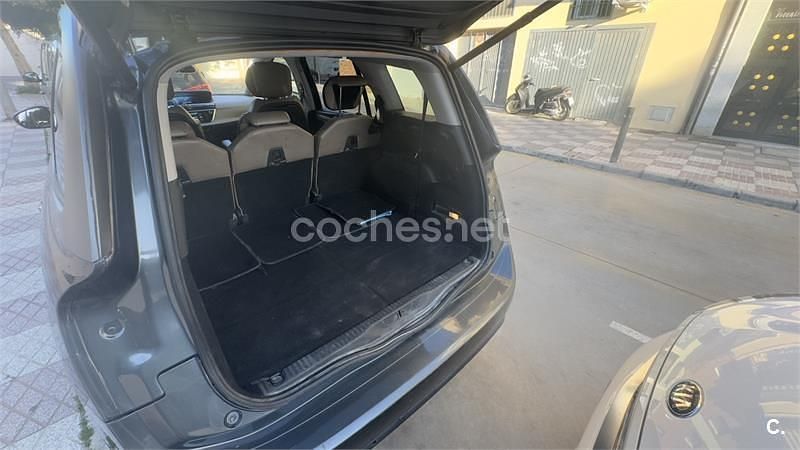 Usado Citroën C4 Exclusive 114 CV (83 kW) 2013 Gris / plata Berlina