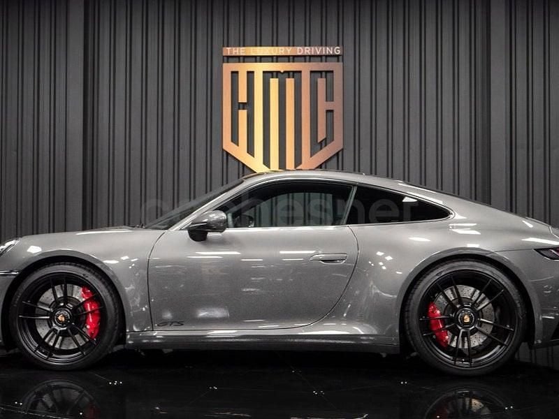 Usado Porsche 911 Carrera 4 GTS 480 CV (353 kW) 2023 Gris / plata Coupe