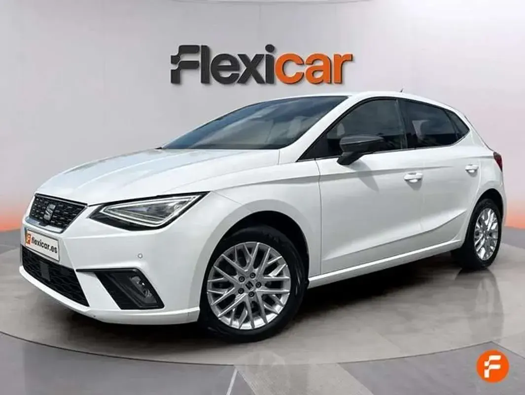 Usado Seat Ibiza XCELLENCE 116 CV (85 kW) 2025 Blanco Utilitario