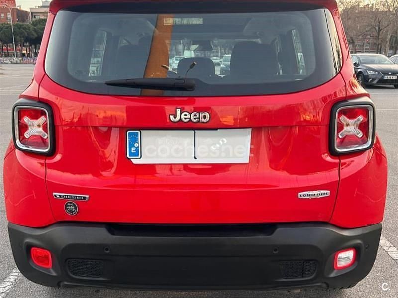 Usado Jeep Renegade Sport 120 CV (88 kW) 2015 Rojo SUV