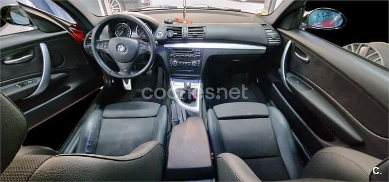 Rojo Usado 2009 BMW 118 Utilitario | 5900 € (Precio justo) - Imagen 1/4