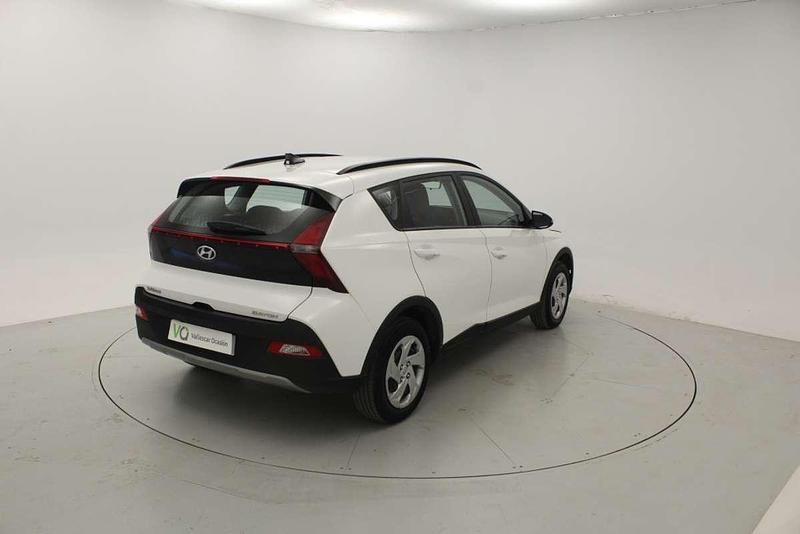 Usado Hyundai Bayon 84 CV (61 kW) 2023 Blanco SUV