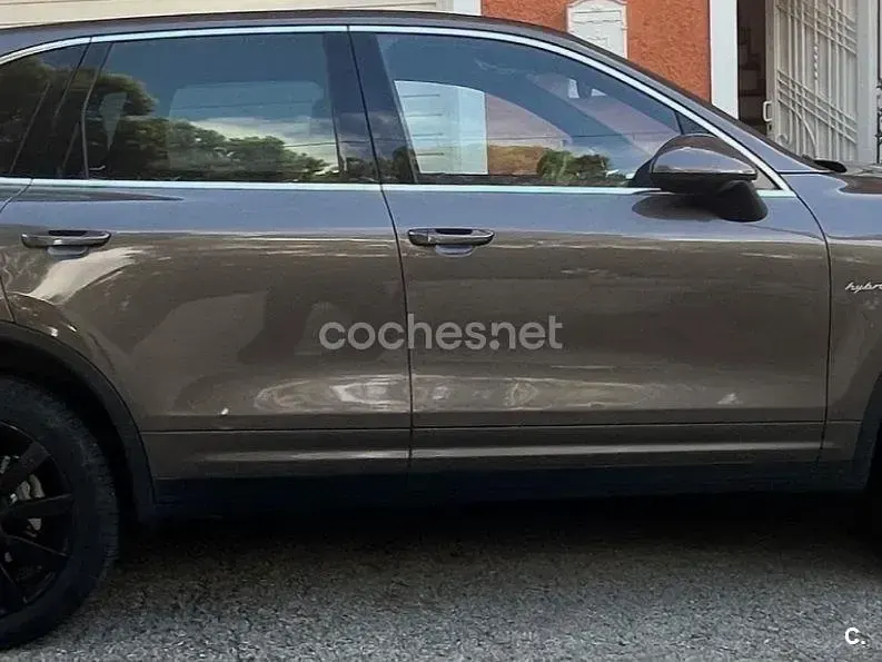 Usado Porsche Cayenne 380 CV (279 kW) 2011 Beige SUV