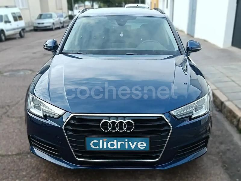 Usado Audi A4 Advanced 122 HP (89 kW) 2017 Azul Carrinha