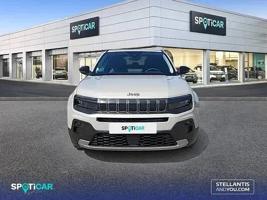Usado Jeep Avenger Altitude 100 CV (73 kW) 2025 Gris SUV