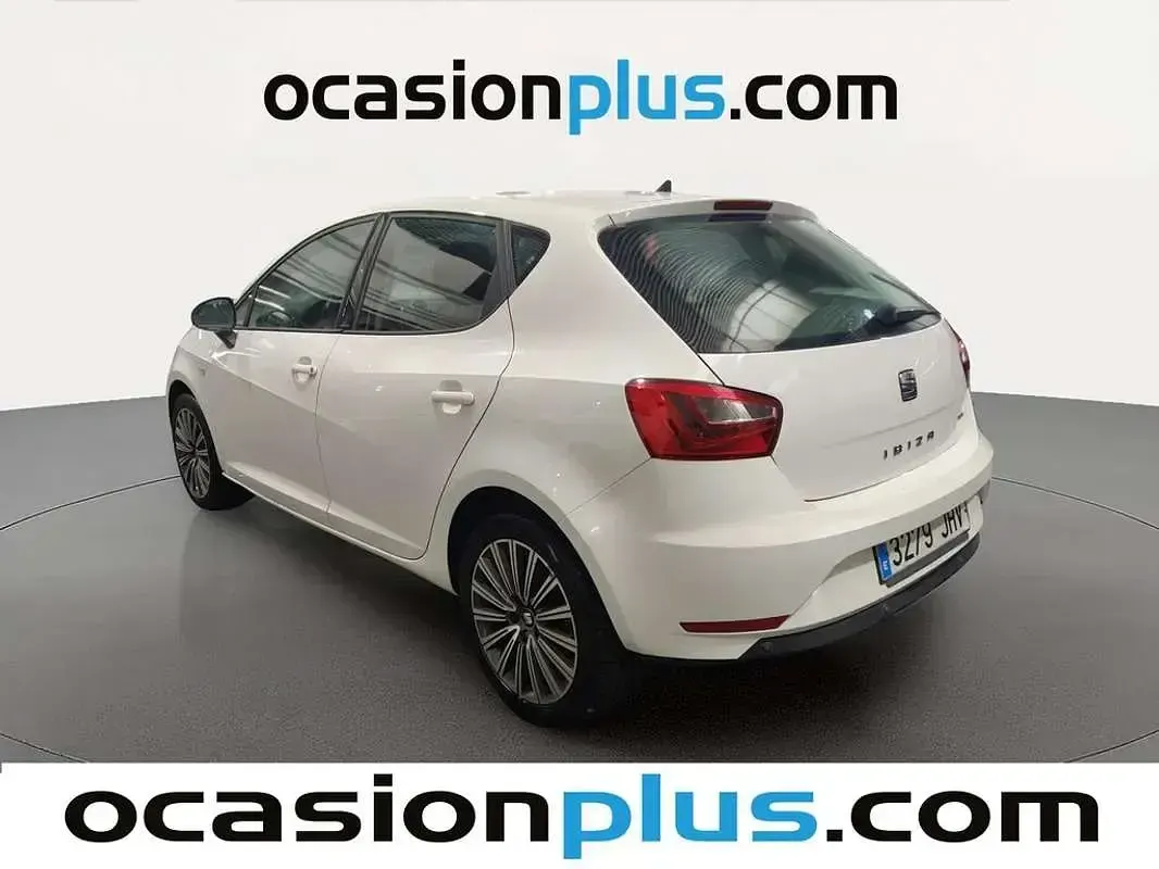 Usado Seat Ibiza Style 90 CV (66 kW) 2015 Blanco Utilitario