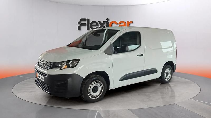 Usado Peugeot Partner Premium 110 CV (80 kW) 2021 Blanco Monovolumen