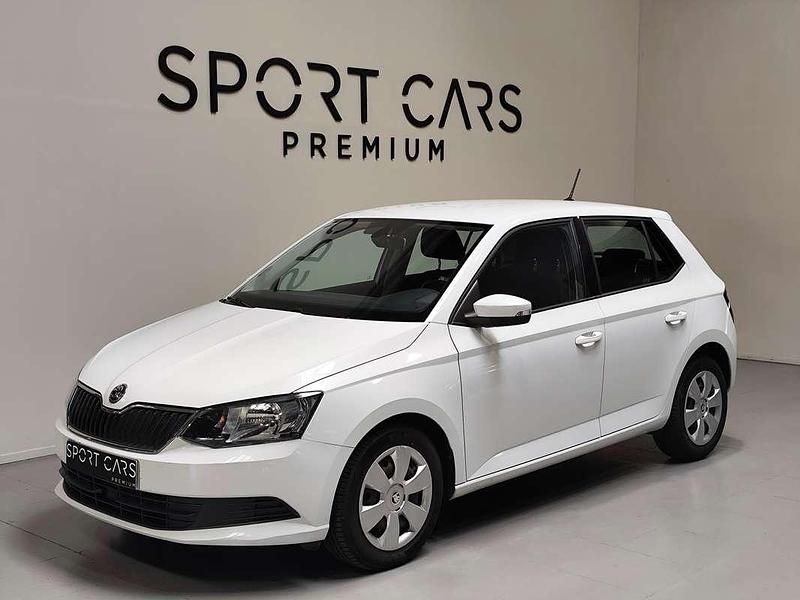 Blanco Usado 2015 Skoda Fabia Ambition Utilitario | 8490 € (Precio justo) - Imagen 1/4