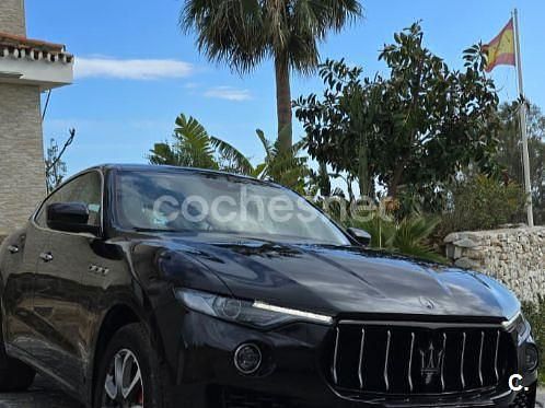 Usado Maserati Levante 430 CV (316 kW) 2017 Negro SUV