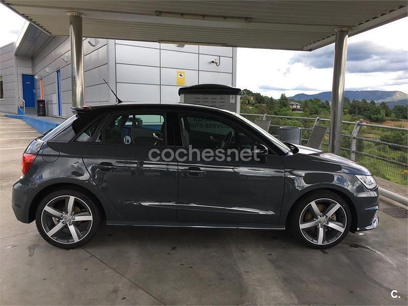 Gris / plata Usado 2018 Audi A1 Sportback Utilitario | 15.000 € (Precio justo) - Imagen 1/4