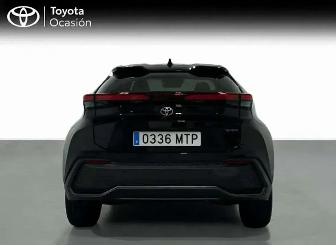 Usado Toyota C-HR Advance 140 CV (102 kW) 2024 Negro SUV