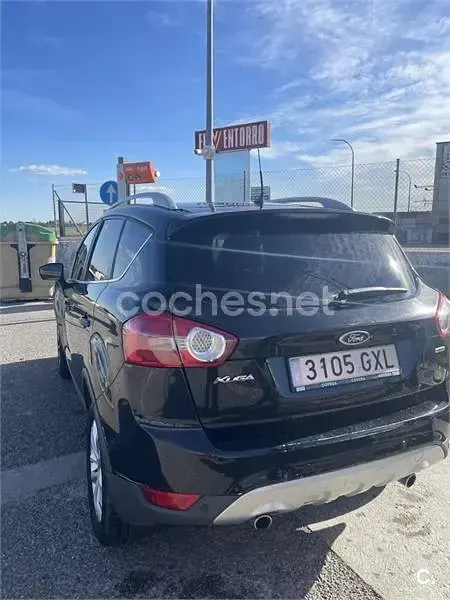 Używany Ford Kuga Titanium 163 KM (119 kW) 2010 Czarny SUV