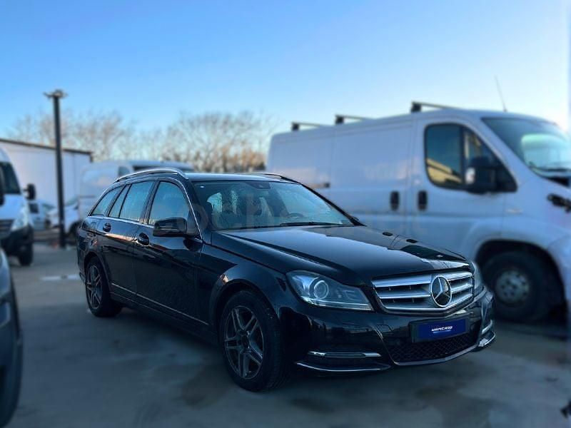 Usado Mercedes C200 Elegance 136 CV (100 kW) 2012 Negro Familiar