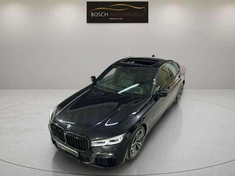 Usado BMW 740 Comfort Edition 340 CV (250 kW) 2022 Negro Berlina
