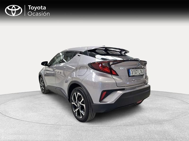 Usado Toyota C-HR Advance 122 CV (89 kW) 2021 Gris / plata SUV