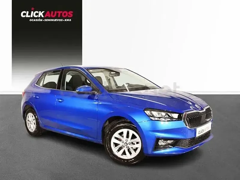 Usado Skoda Fabia Ambition 95 CV (69 kW) 2023 Azul Utilitario