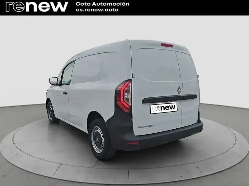 Usado Renault Kangoo 95 CV (69 kW) 2022 Blanco Monovolumen