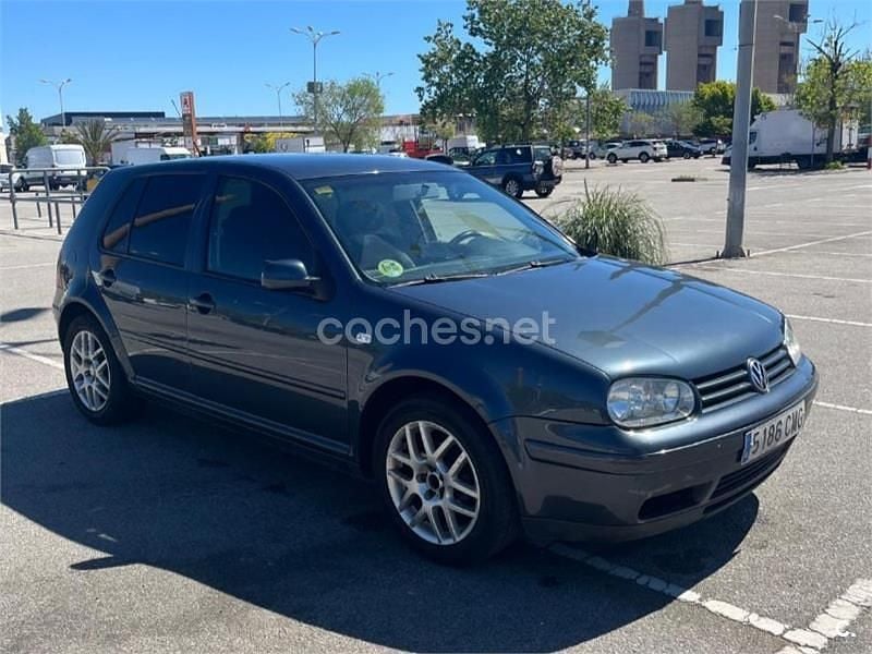 Usado VW Golf IV Highline 105 CV (77 kW) 2003 Azul Berlina